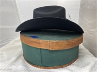 Cowboy Hat sz L XL & Wood Box w/Lid 13"Dia