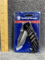 NIP Smith & Wesson Pocketknife