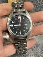 Swiss Army Men's Watch - Runs