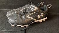 Like New Under Armour Size 10 Cleats