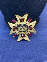 Russian Treasures of the Czars Brooch Pin.