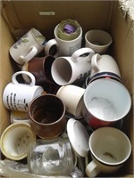 LARGE BOX MISC CUPS