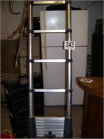 15 1/2' Telescoping Extension Ladder (Heavy Duty)