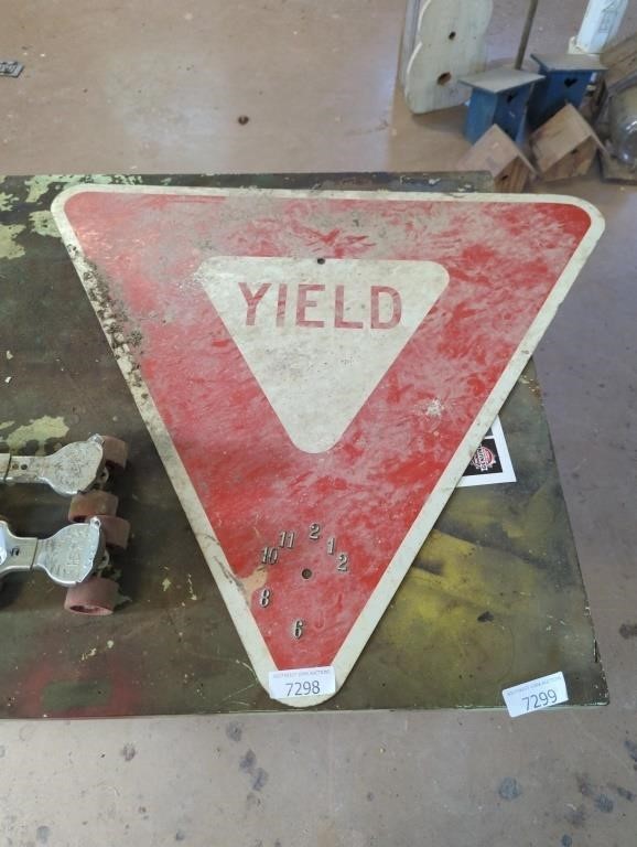 Large metal Yield sign