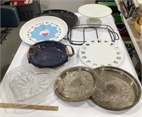 Serving trays & dishes