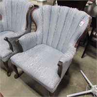 WINGBACK CHAIR W/ FOOTREST
