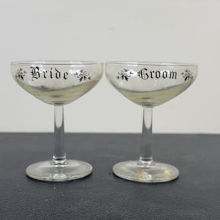 Vintage Bride and Groom Champagne Glasses