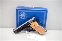 (R) Smith & Wesson Model 39-2 9mm Pistol