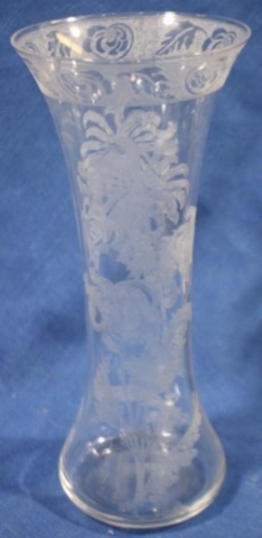 Cambridge Chrysanthemum Betty Etch Vase