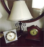 2 CLOCKS AND DRESSER LAMP