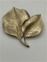 Crown Trifari Textured Gold Tone Leaf Pin