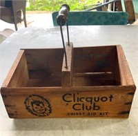 Clicquot box carrier