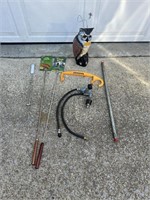 Misc outdoor items w/owl