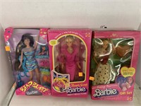 3cnt Barbies with Boxes