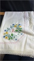 Embroidered table cloth 42x42 table runner 15x36