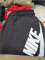 Nike sweatpants size 2XL