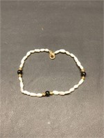 New real pearl bracelet 7"L