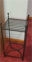 Metal plant stand approx 23 inches tall and 12