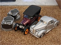 2 Model Cars, Pistons