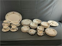 Beautiful Set of Johnson Bros Dishes
Made in