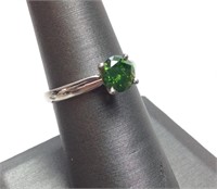14KT GOLD GREEN TREATED DIAMOND RING, 3.2g, SIZE