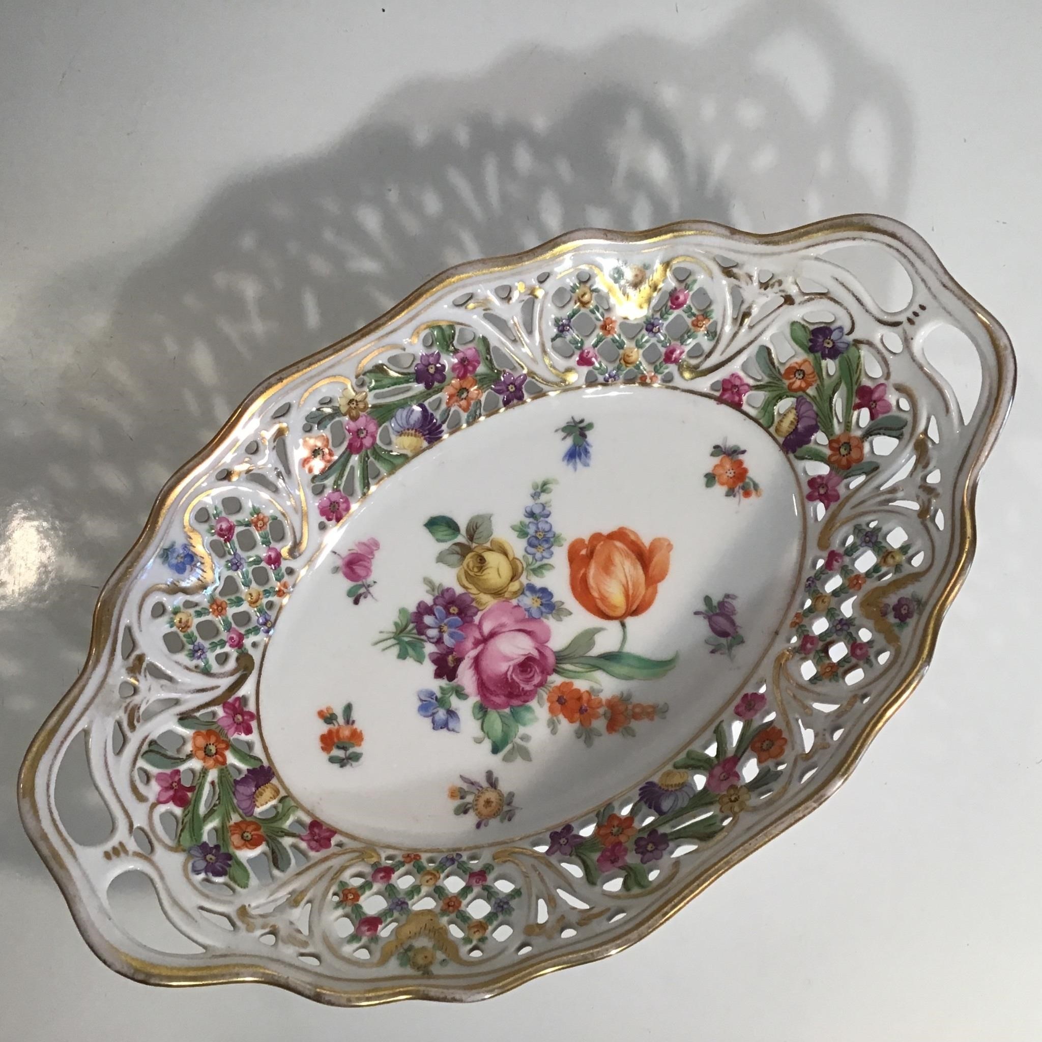 DRESDEN SCHUMANN PORCELAIN PLATE