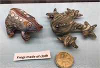 Pair of cloth frogs