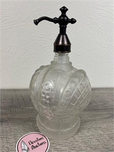 Gently used royal soap dispenser
