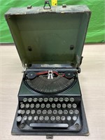 Vintage Remie Scout Model Typewriter