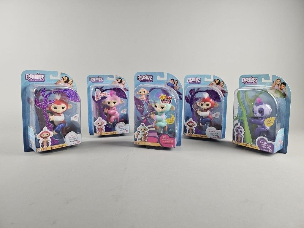 New Fingerlings Toys Lot