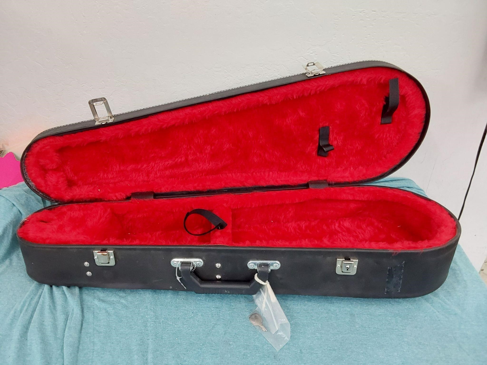 Locking Violin Case