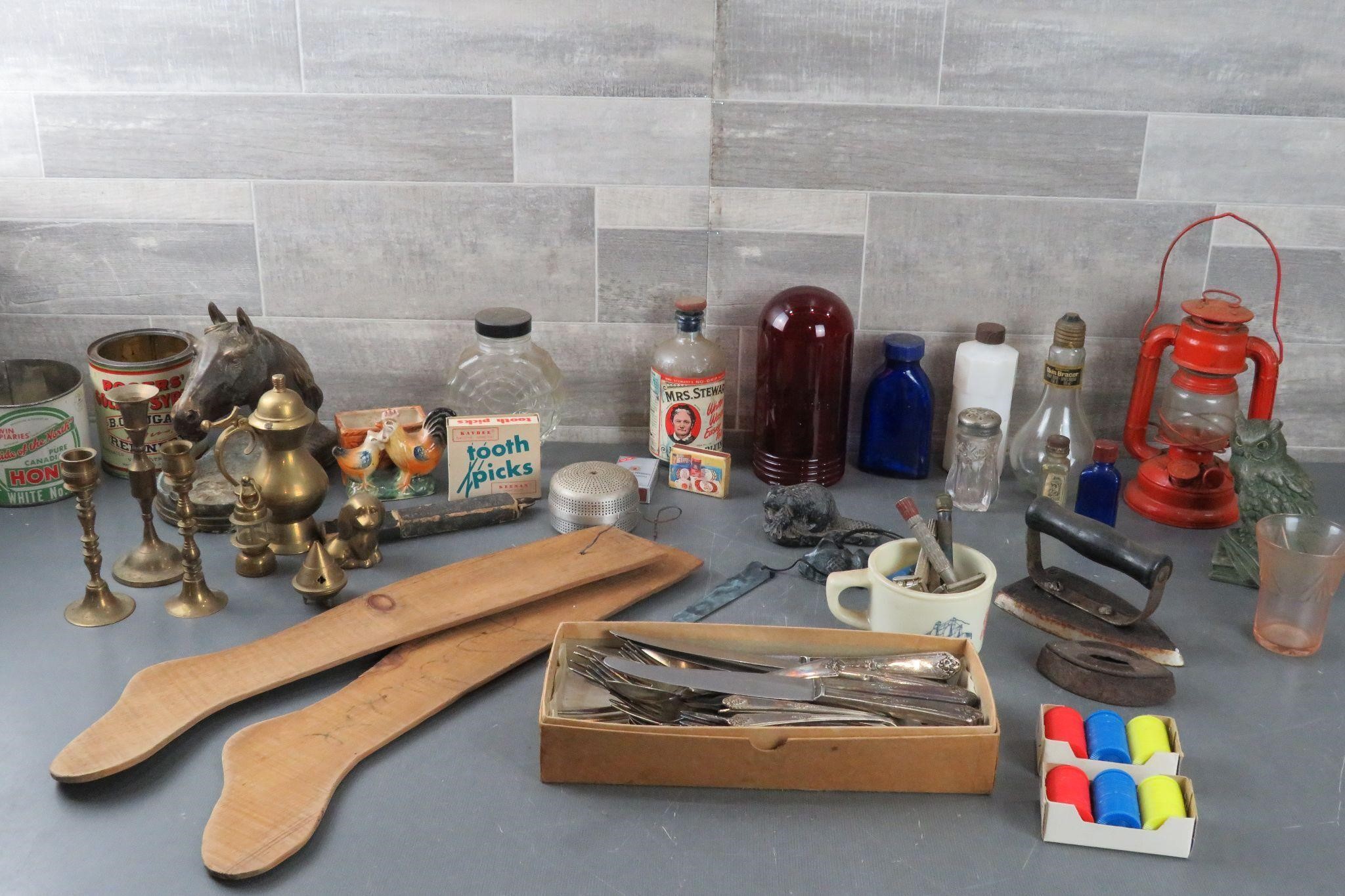VARIETY OF ANTIQUE ITEMS