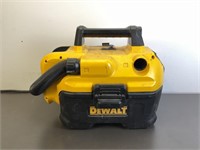 Dewalt Heavy Duty Cordless 2 Gal  Wet/Dry Vac