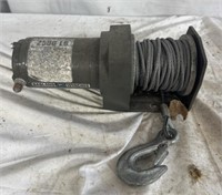 Badland 2500 pound ATV wrench