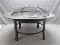 Outdoor Firepit with Screened Lid