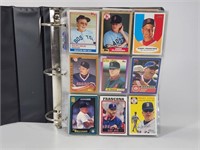 BINDER FULL OF ASSORTED BASEBALL CARDS