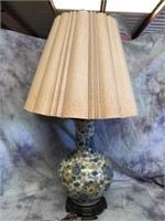 Ceramic Table Lamp w/Shade