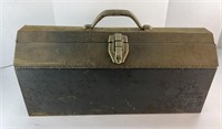 VINTAGE TOOL BOX WITH TRAY