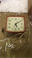 Vintage red General Electric wall  clock works