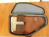 Oscar Schmidt Autoharp