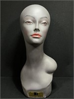 Mannequin Head