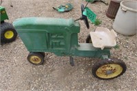 JD 20 Series Pedal Tractor