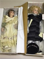 2 Show Stoppers collectible dolls in boxes.