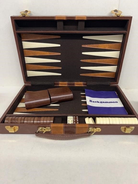 BackGammon set in case with booklet