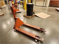 BT Pallet Jack, 5,000 Lb Capacity