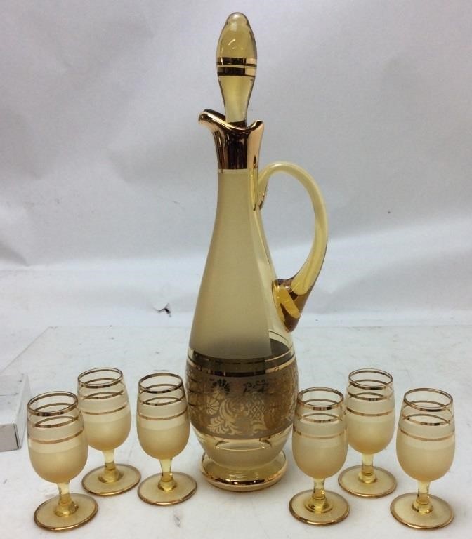 ANTIQUE AMBER DECANTER SET