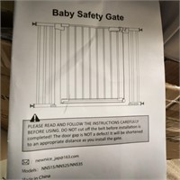 Black Extendable Baby Gate