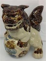 Ceramic Foo Dog figure 10"x 12"