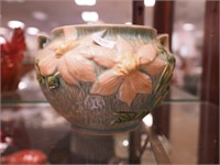 Roseville art pottery planter marked 667/5"