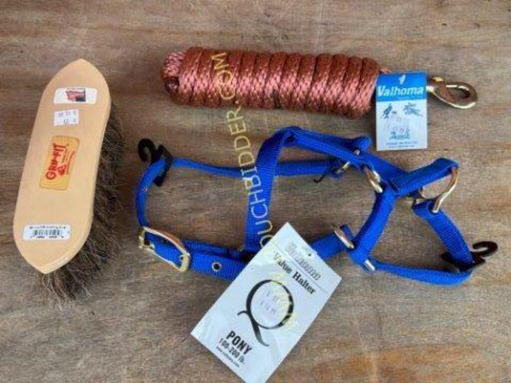 NOS Valhoma pony halter, lead rope & brush